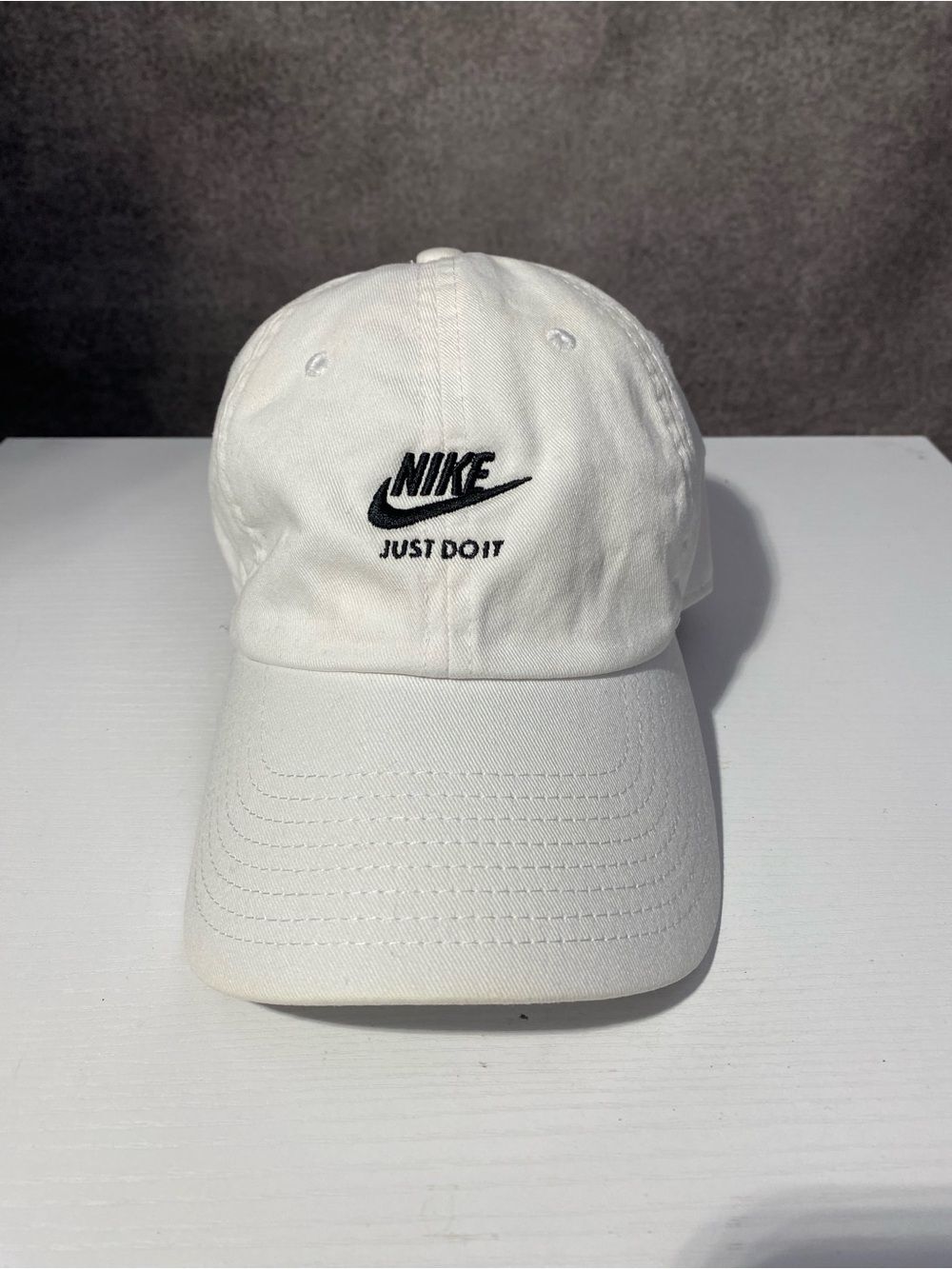 Nike Heritage86 Just Do It Swoosh Strapback Dad Hat White OSFM